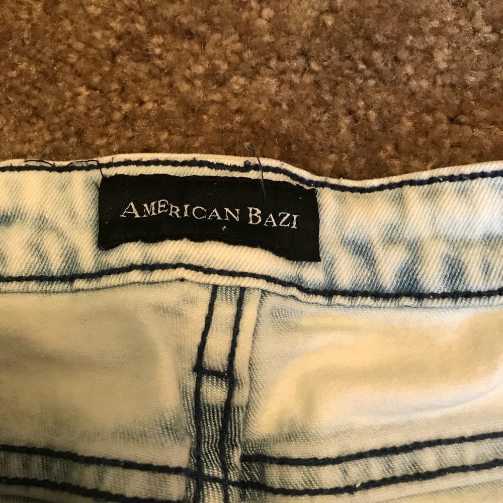 Destroyed jean - Picture 5 of 7